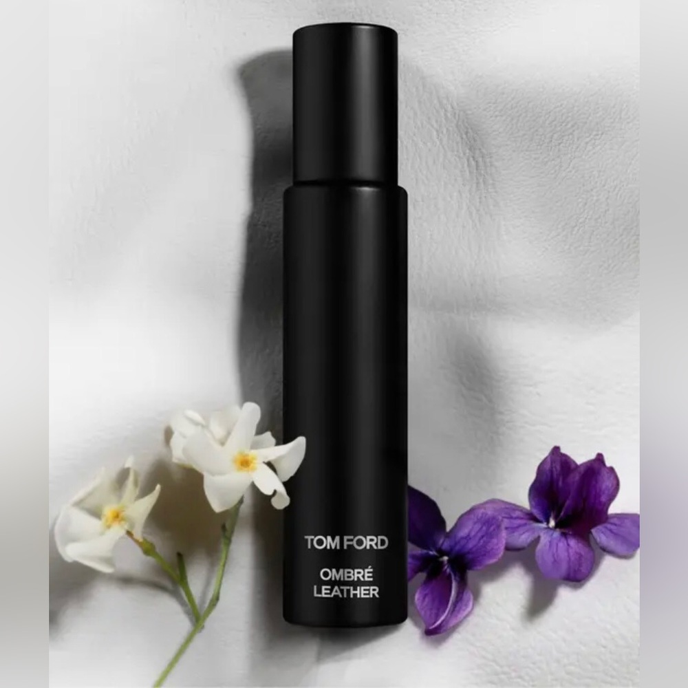 Tom Ford OMBRE LEATHER travel size spray unisex fragrance - sprayed once